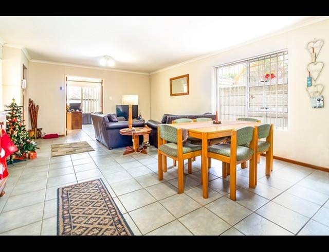 3 BEDROOM PROPERTY TO RENT IN VREDEKLOOF